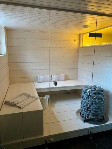 HUUM Hive Electric Sauna Heater